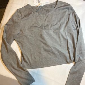 SALE: NWT: Gray Fitted Fabletics Crop Top- XL